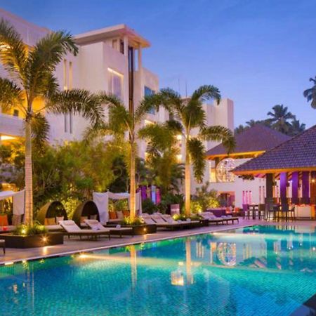 Hard Rock Hotel Goa Calangute Exteriör bild The pool at the W Retreat & Spa, Phuket