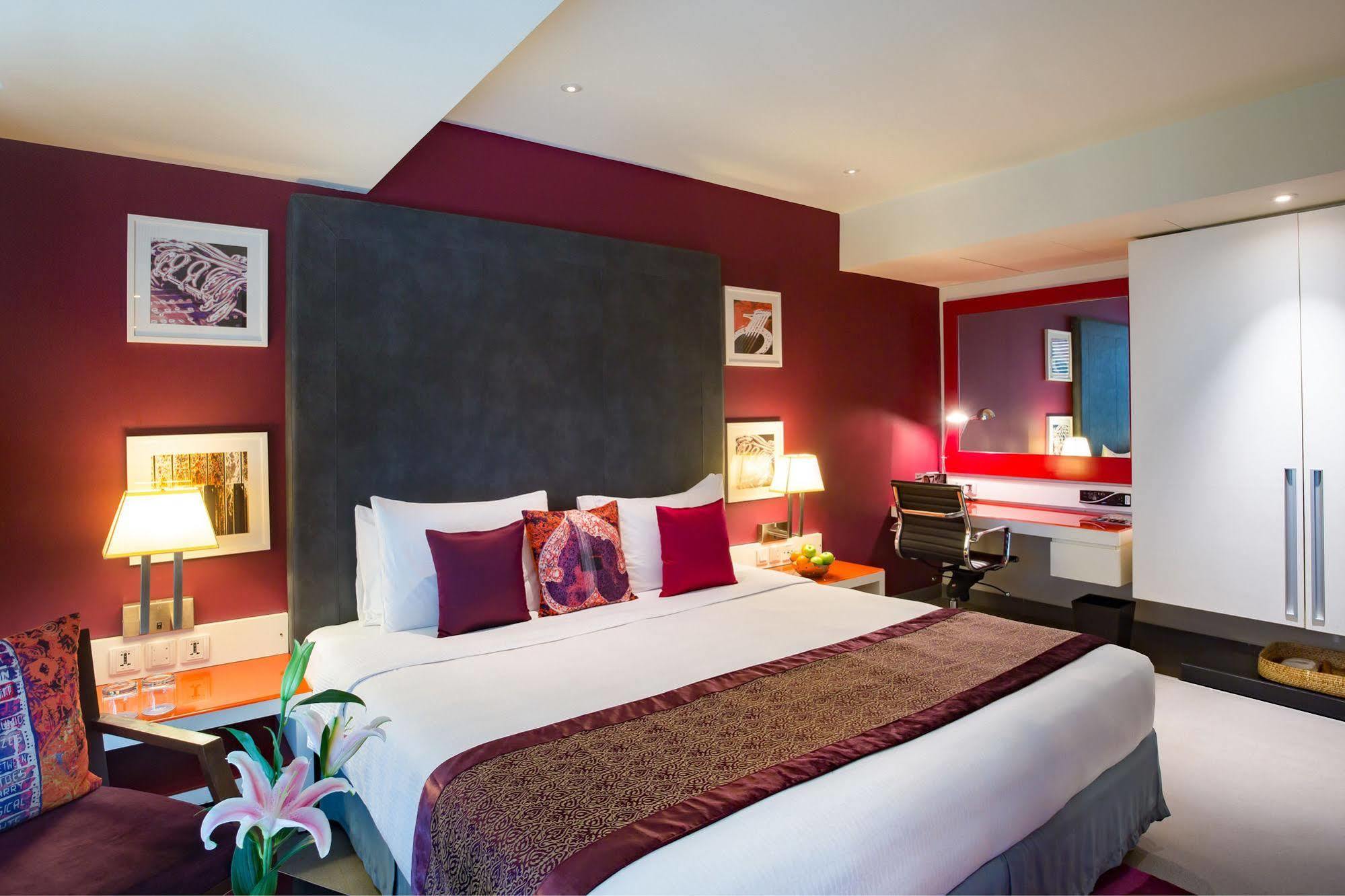 Hard Rock Hotel Goa Calangute Exteriör bild Suite