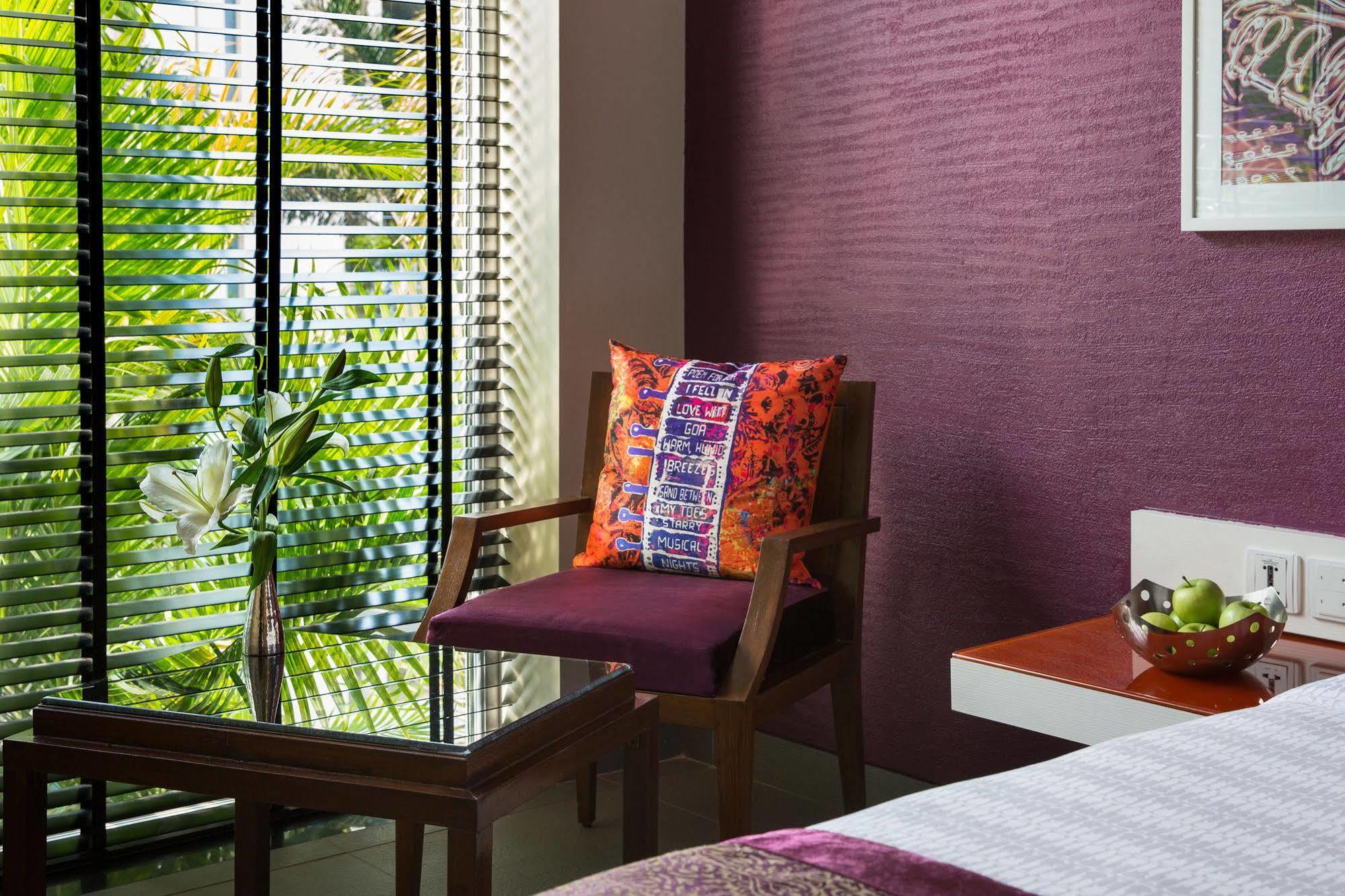 Hard Rock Hotel Goa Calangute Exteriör bild A room at the Taj Bengal